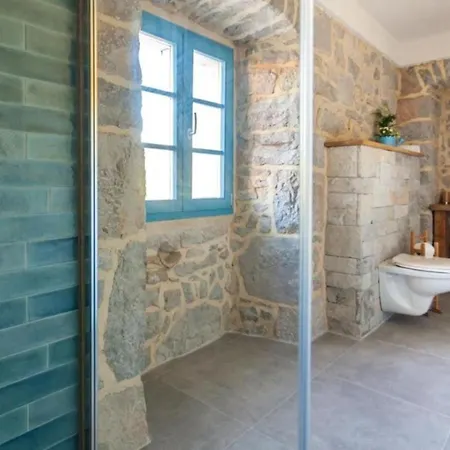 Rustic Lusa Villa